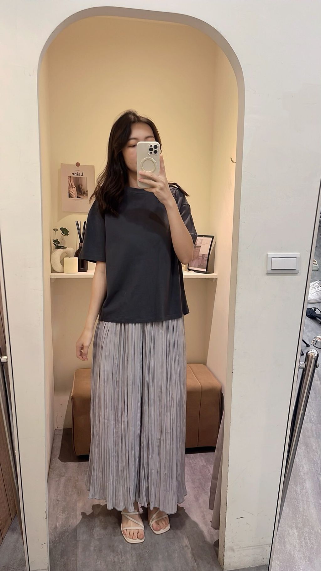 LINE_ALBUM_0429_260501_180
