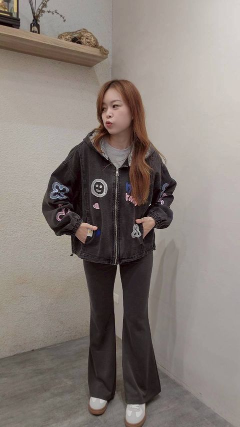 LINE_ALBUM_0429_260501_84