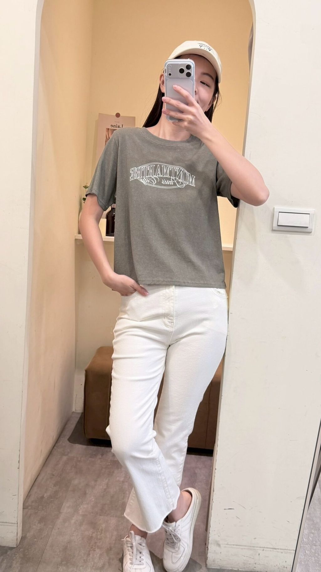 LINE_ALBUM_202662_260603_176