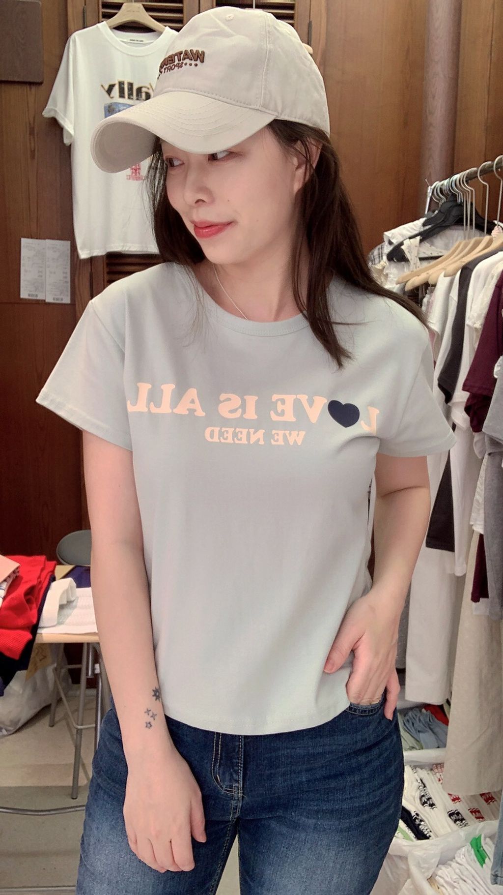 LINE_ALBUM_611-1_260611_51
