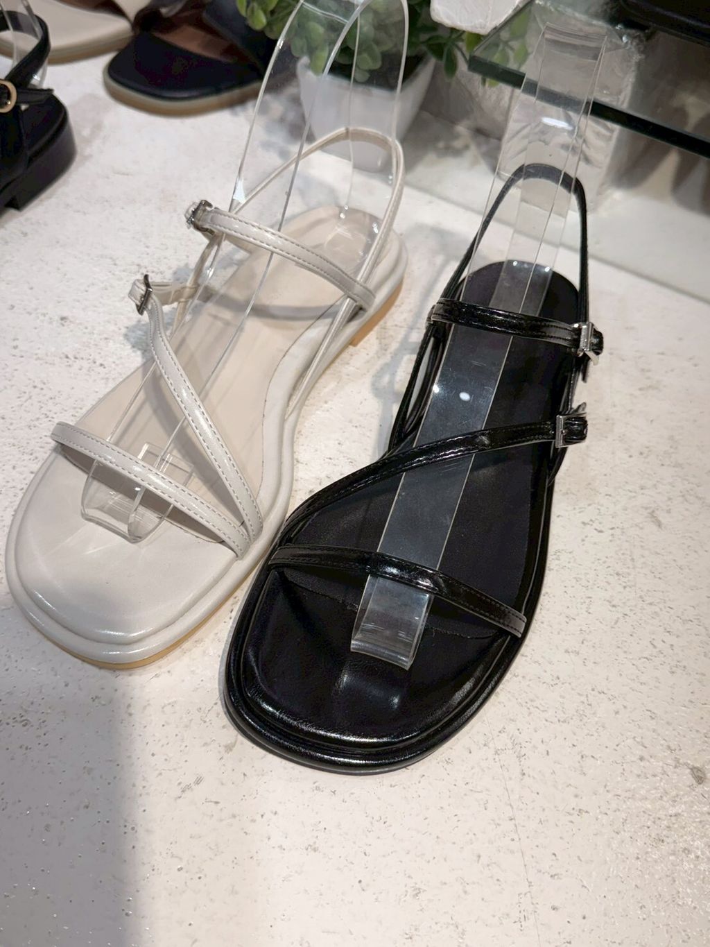 LINE_ALBUM_鞋_260612_63