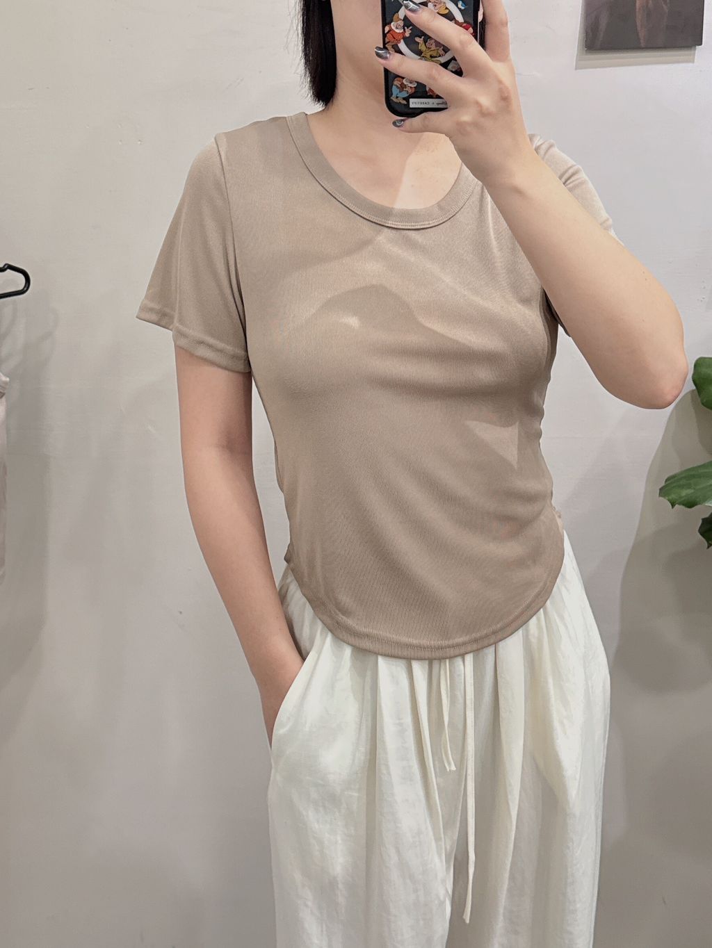 LINE_ALBUM_4月連線平拍照_250425_46