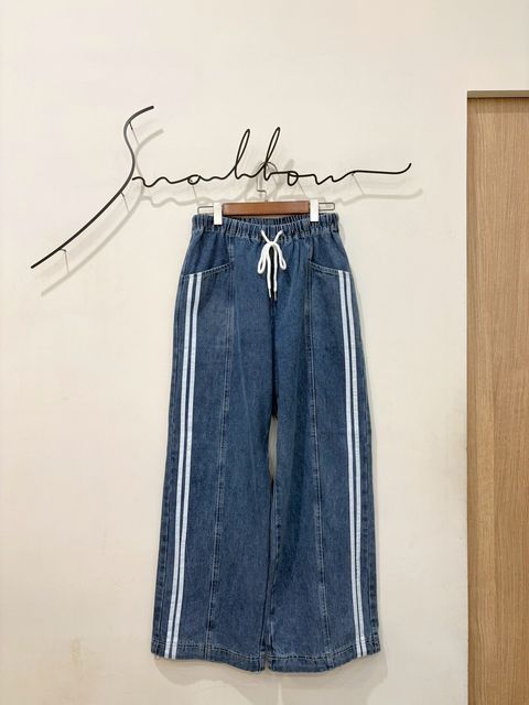 LINE_ALBUM_1015直播_251020_1