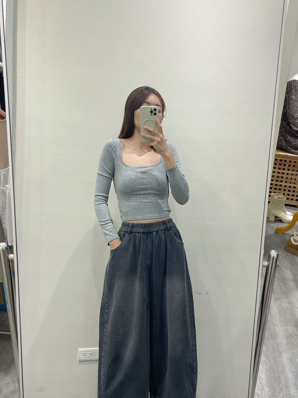 LINE_ALBUM_10.16直播_251020_92