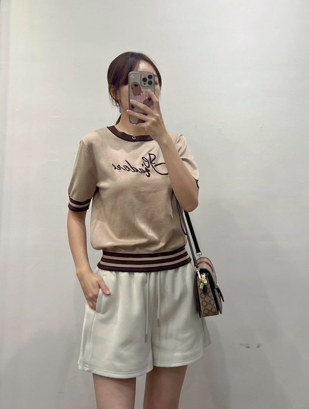 LINE_ALBUM_10.16直播_251020_72