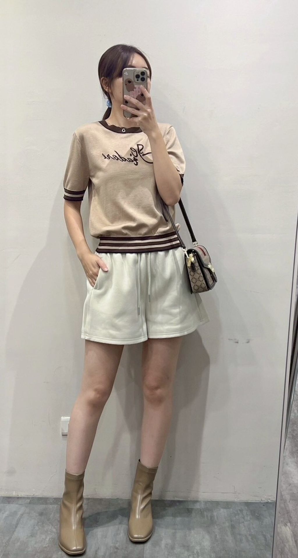 LINE_ALBUM_10.16直播_251020_63