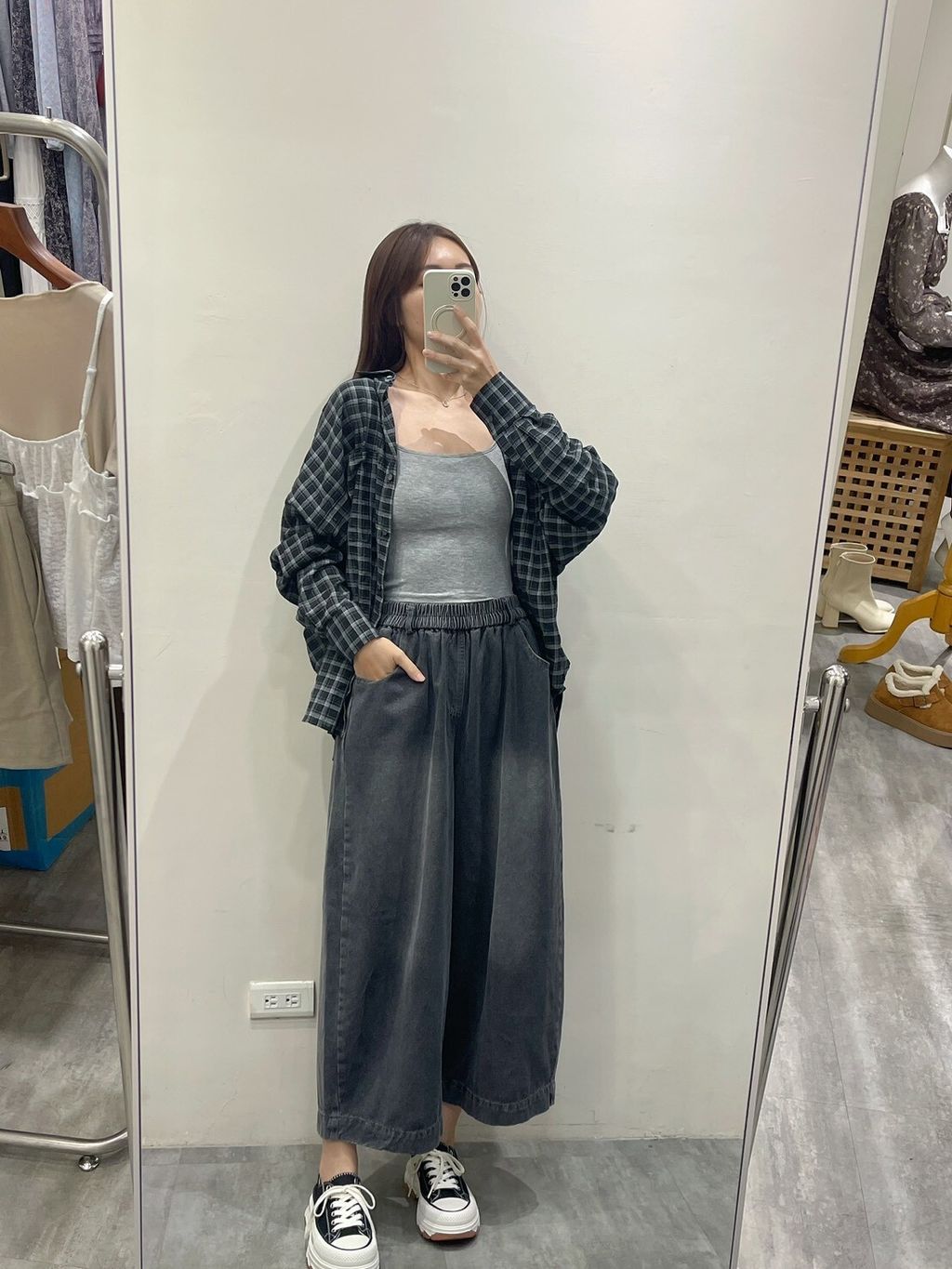 LINE_ALBUM_10.16直播_251020_49