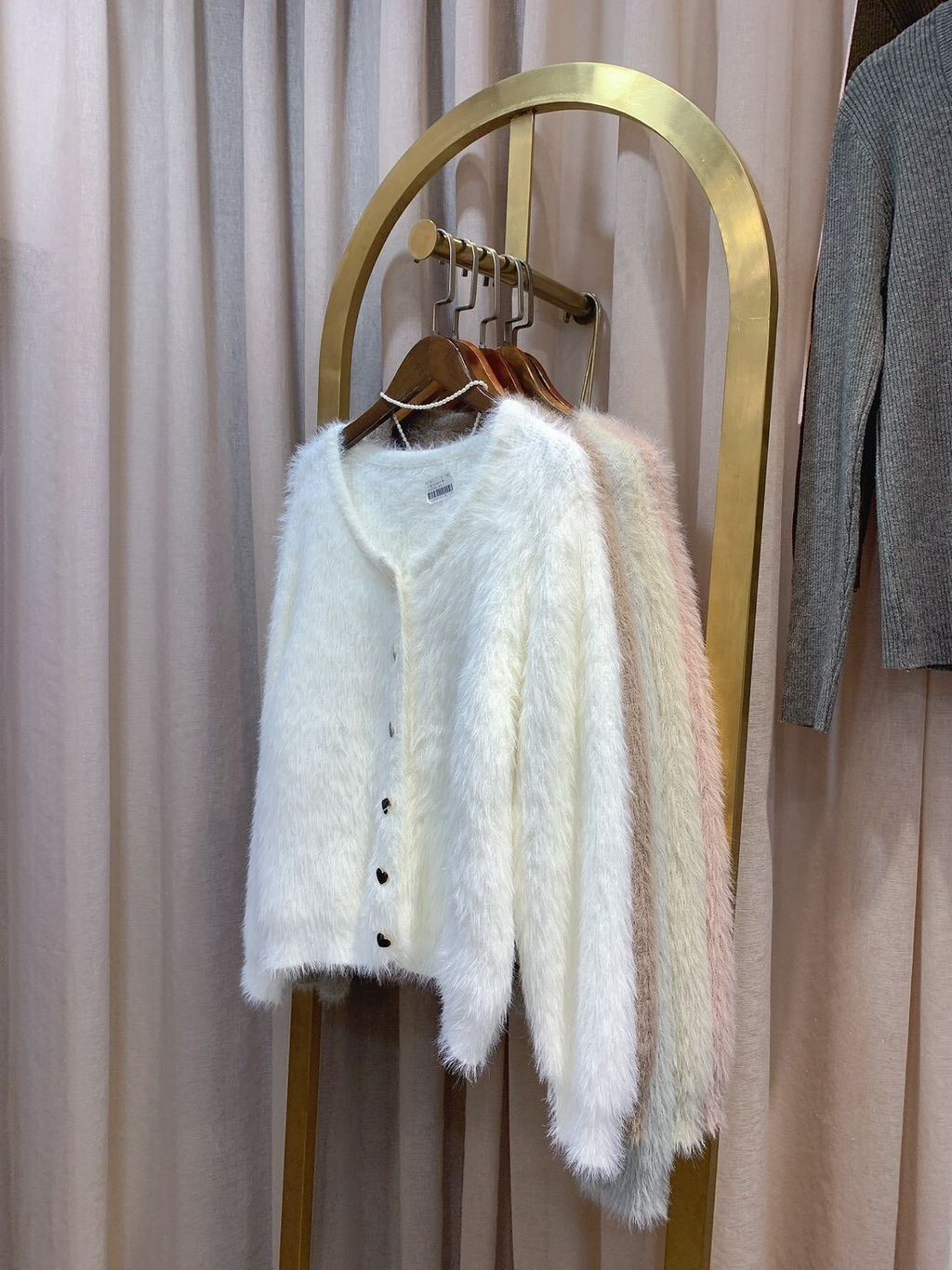 LINE_ALBUM_1203晚_251204_5