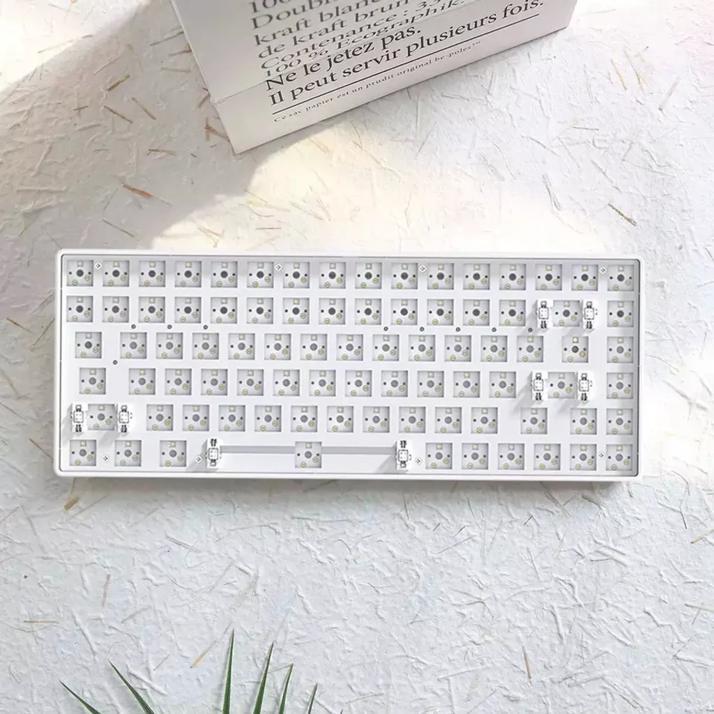CIY Novice84 Keyboard White