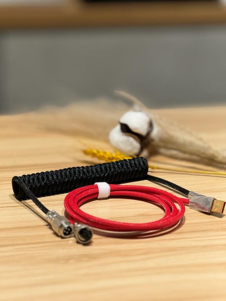 Coil cable for keyboard