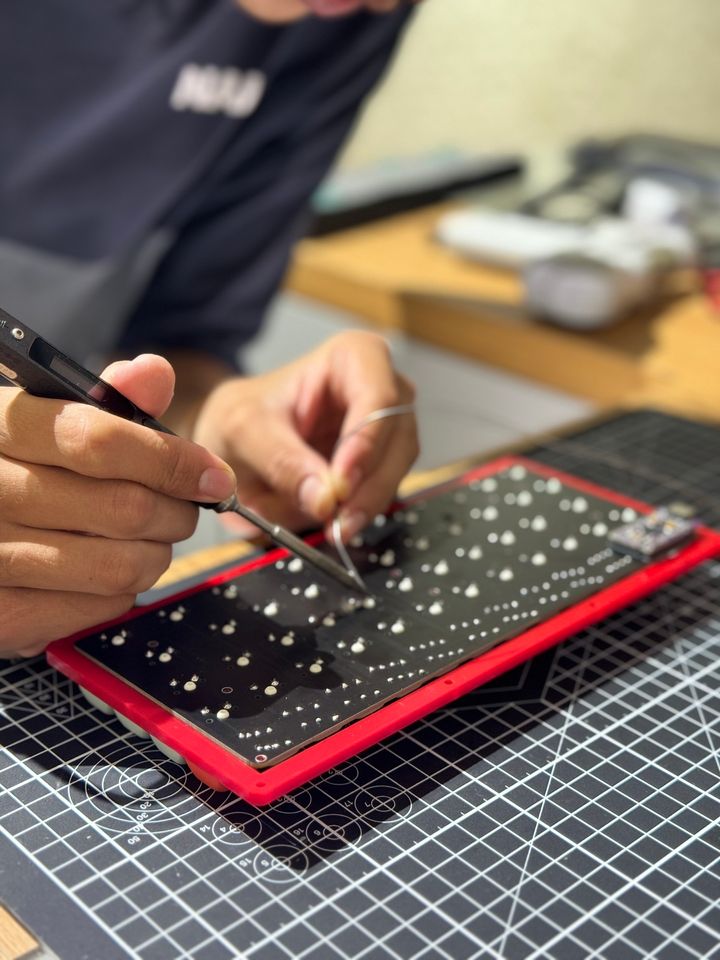 Whole Keyboard Desoldering/Soldering service