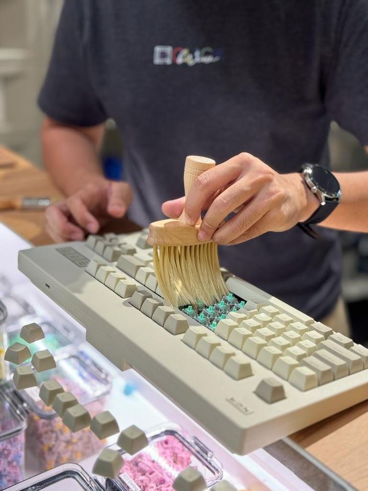 Keyboard Cleaning Service