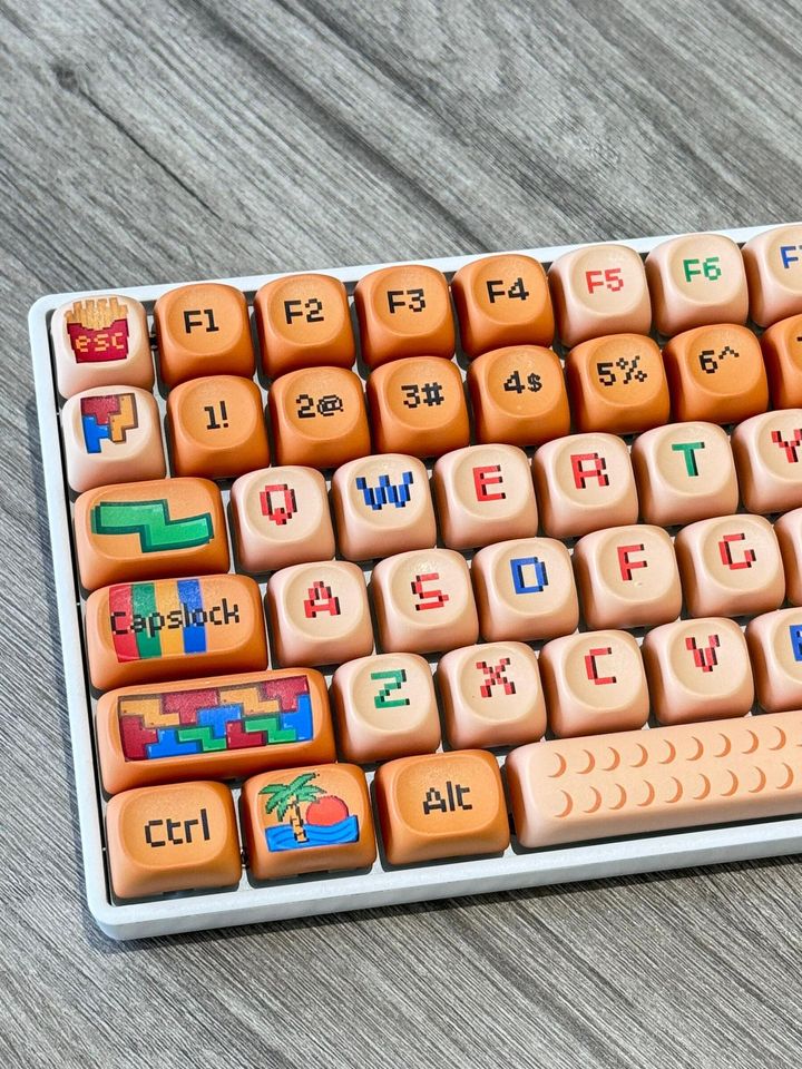 Pixel Paradise MOA PBT Keycap