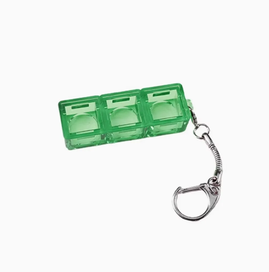 Switch-on-a-keychain - 3 keys green