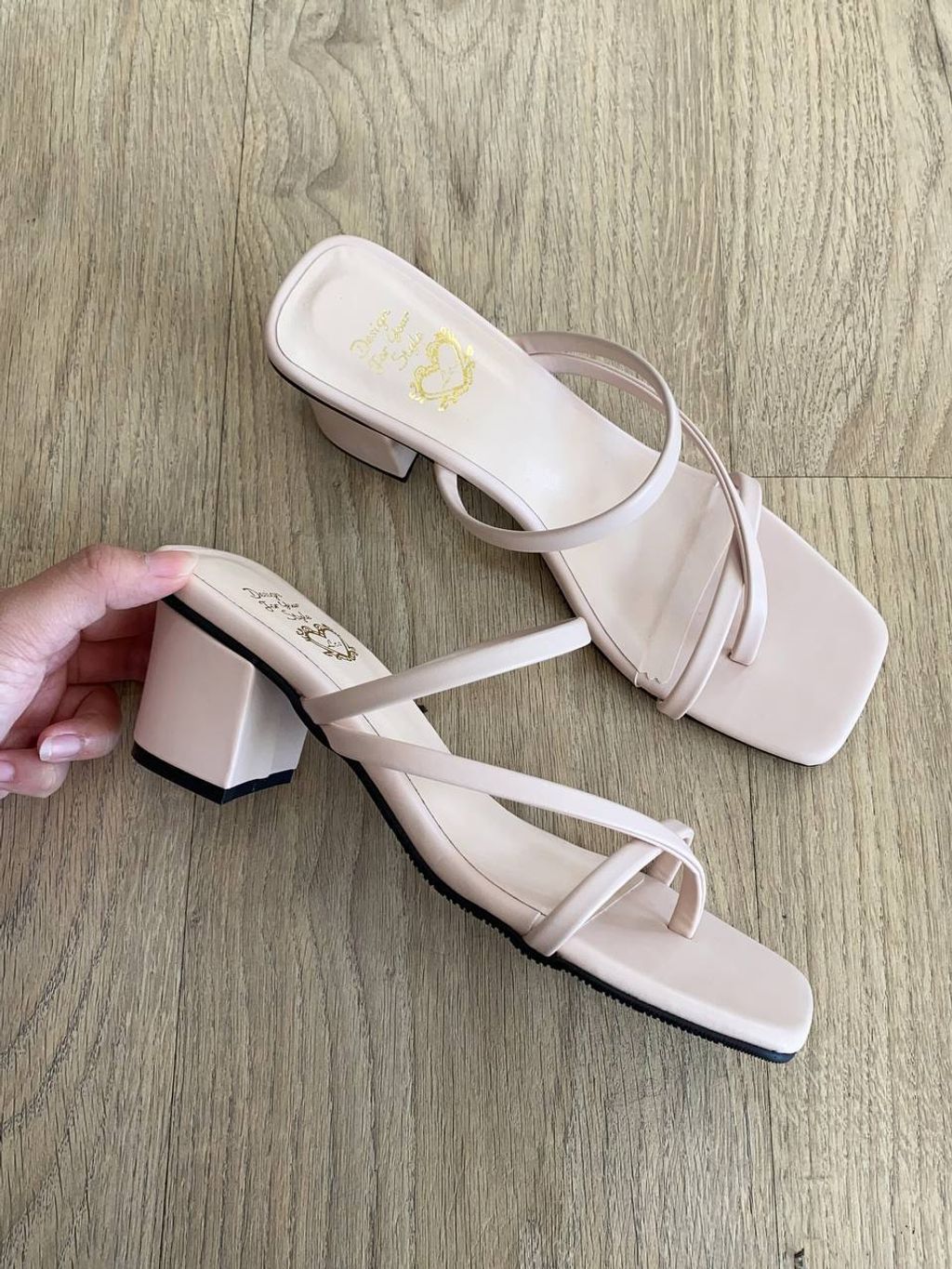 23b288ae-3176-44c0-ac0e-5d15f0d5e969