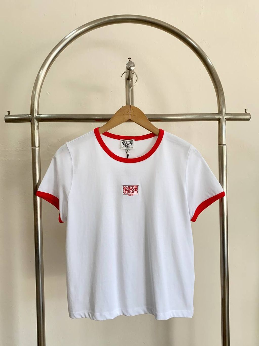 c1fd934a-b7bd-4839-a9fa-e9b56a66e9f0