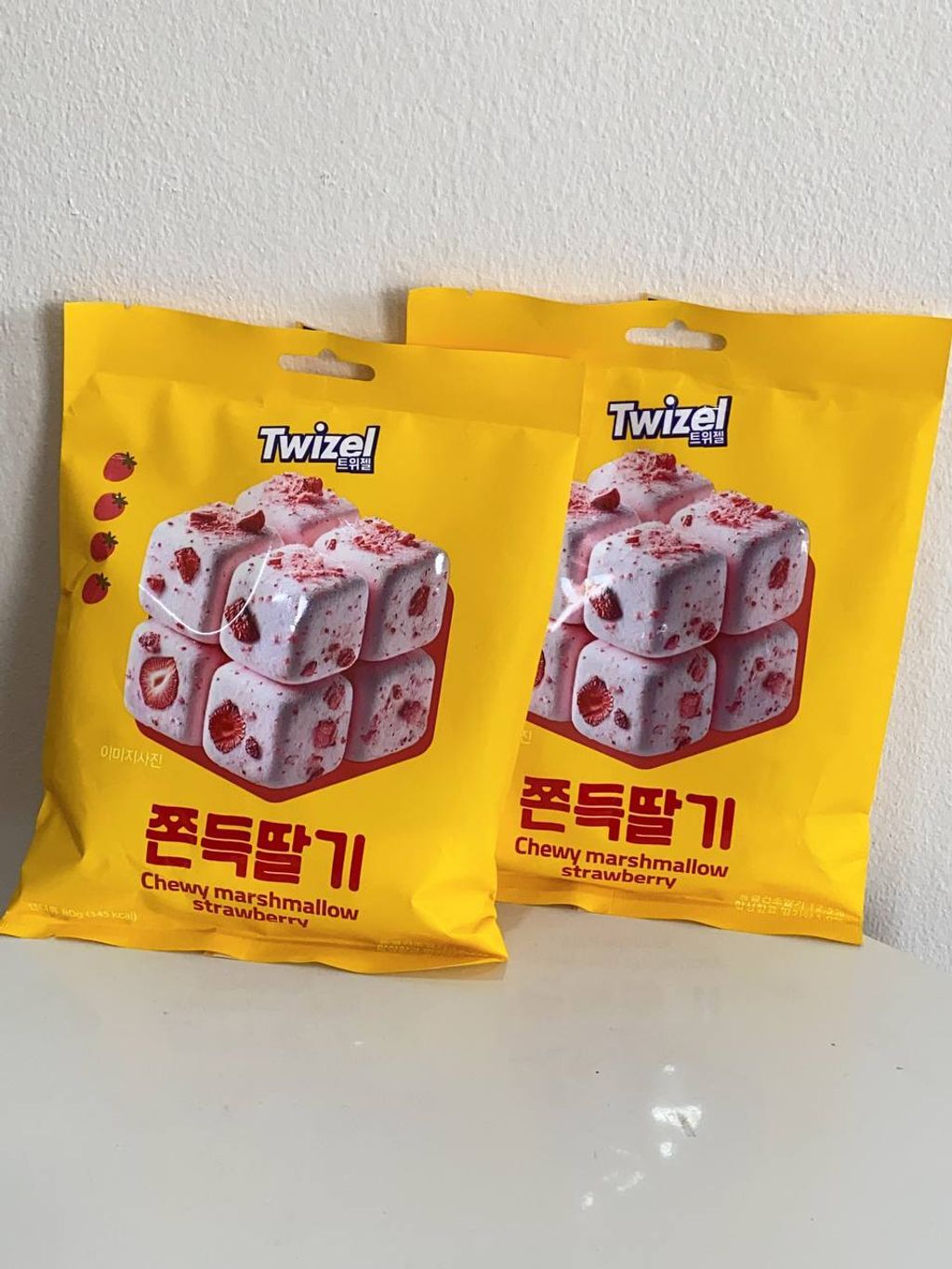 ef60ae4c-cc57-43d5-99a1-b1bb64fda434