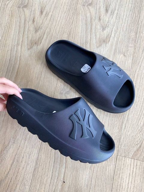 fd930f1d-26f6-4858-a332-5d77e48ef700