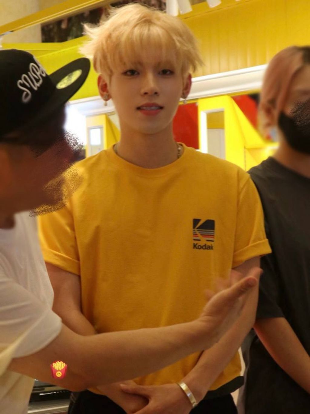 cf5bb73e-b543-40f9-abbf-e82853ab387f