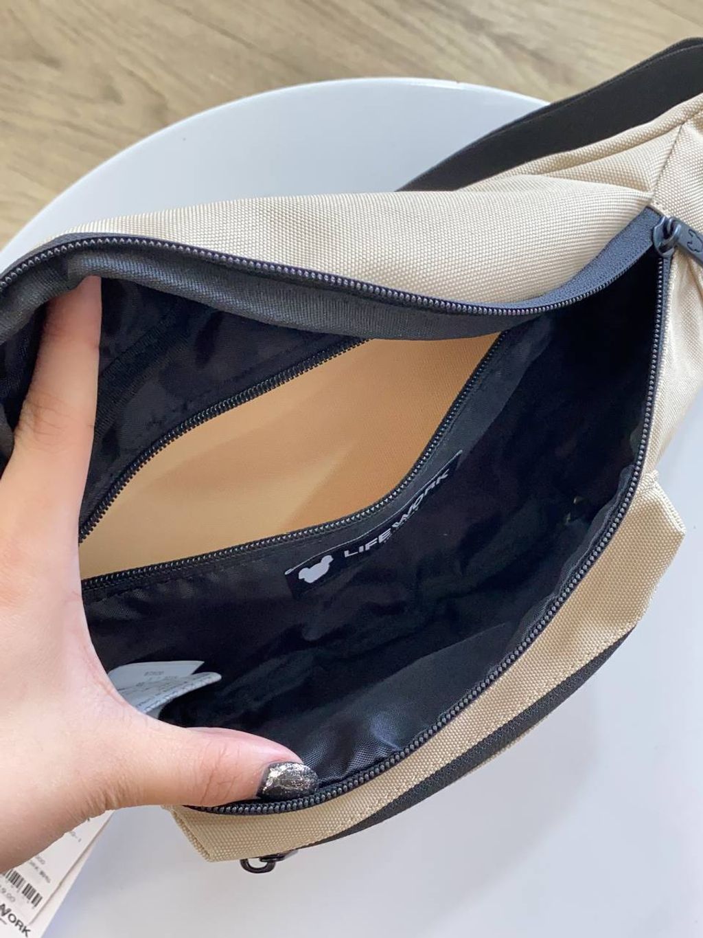 147a6d04-fa93-499f-a28c-8dfa83380977