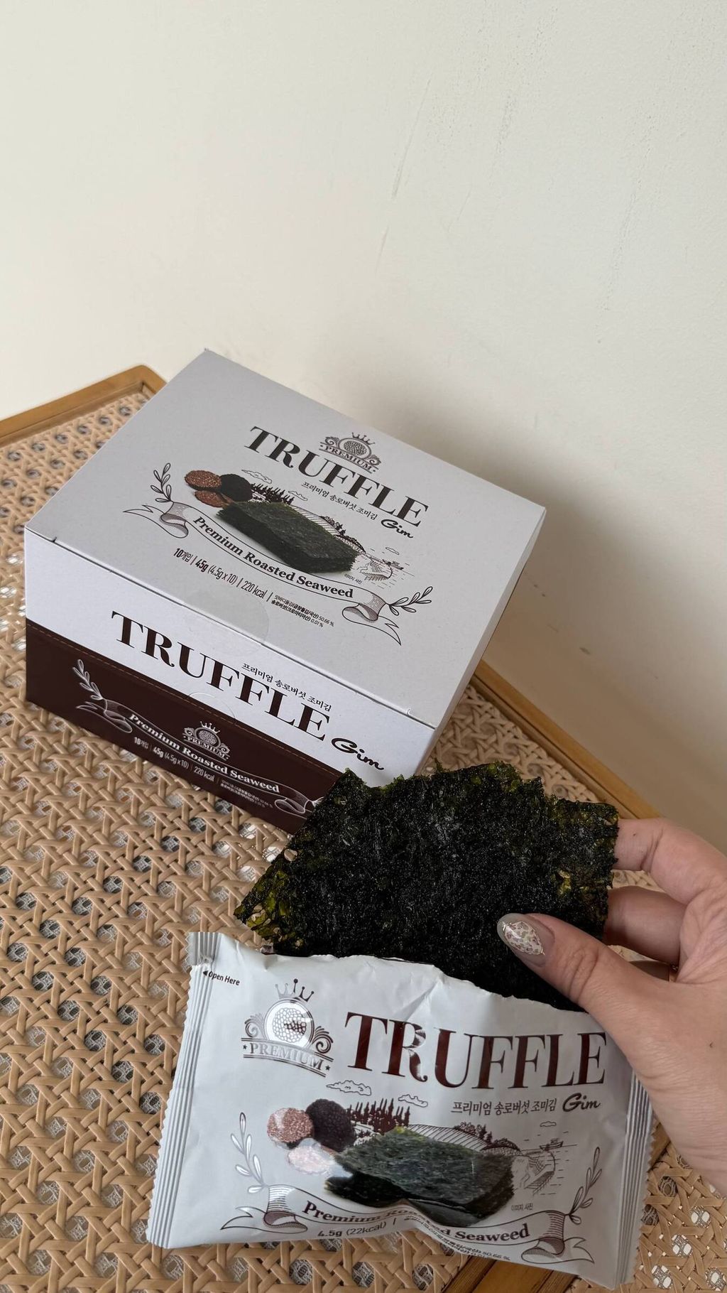 e33ec09d-46c6-417c-a70e-e3075c171c0c