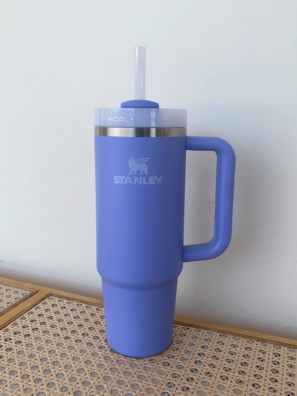 5e1a808f-2217-44be-979b-48c2a2a5a223