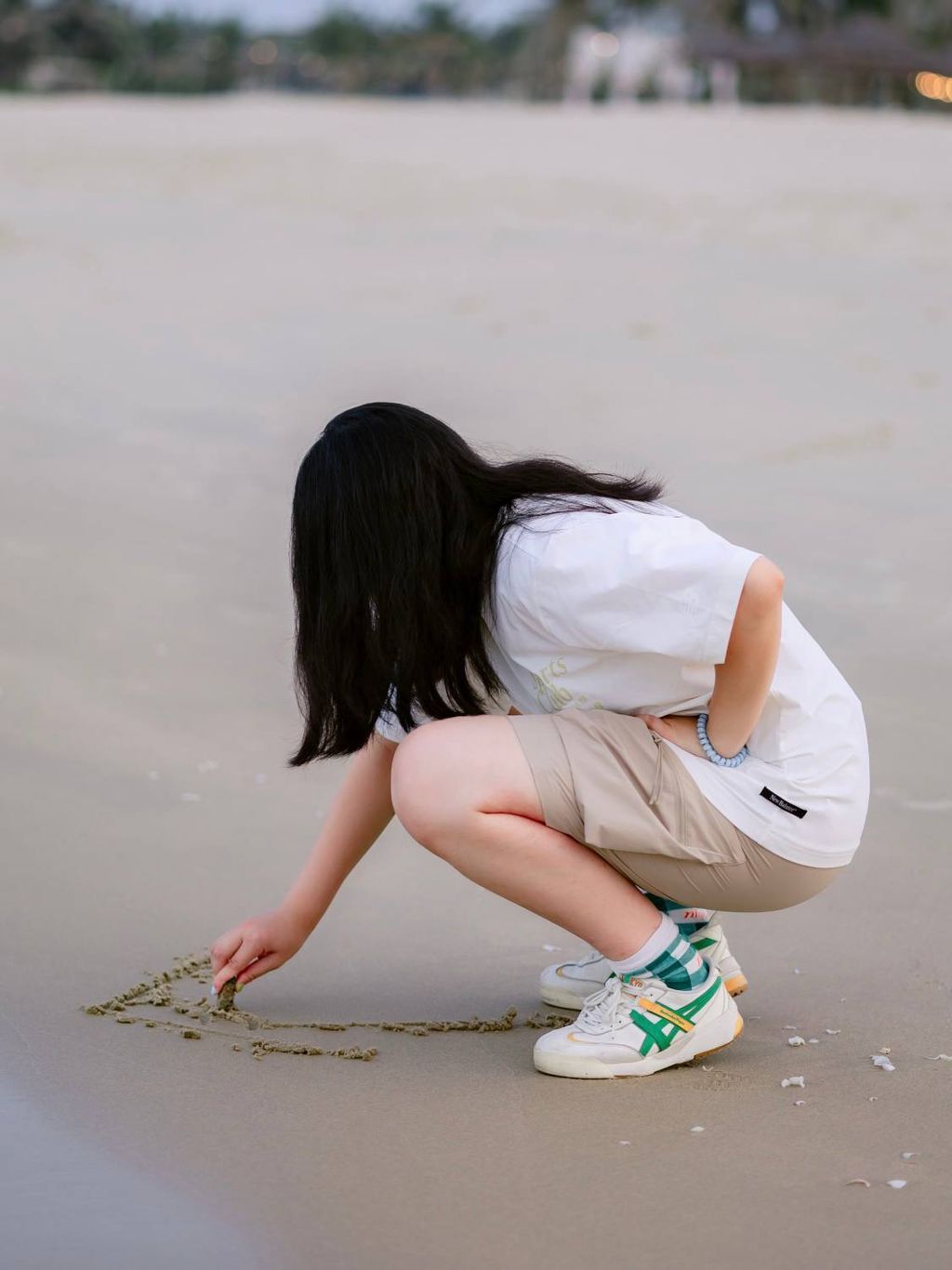 c09b74ff-8433-4fa3-a6a0-a9f5e7109875