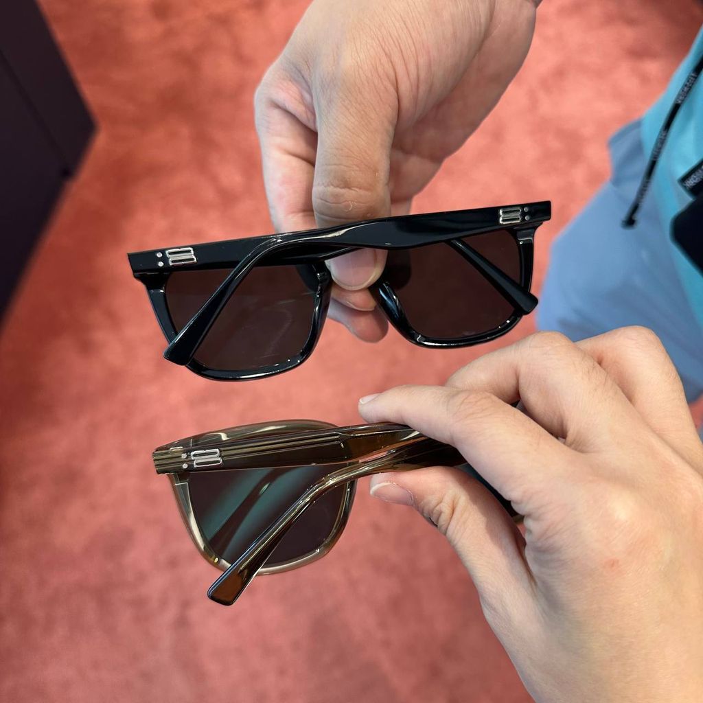 8f871aec-b7d6-42e9-bfe1-c9bf4e2d23b4