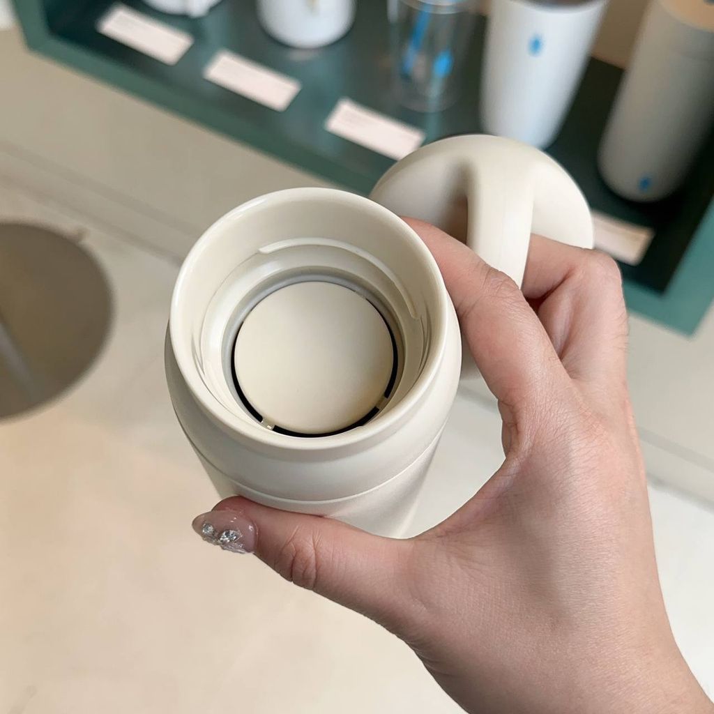 23e82346-dea1-483c-b295-43b090e0d2d4