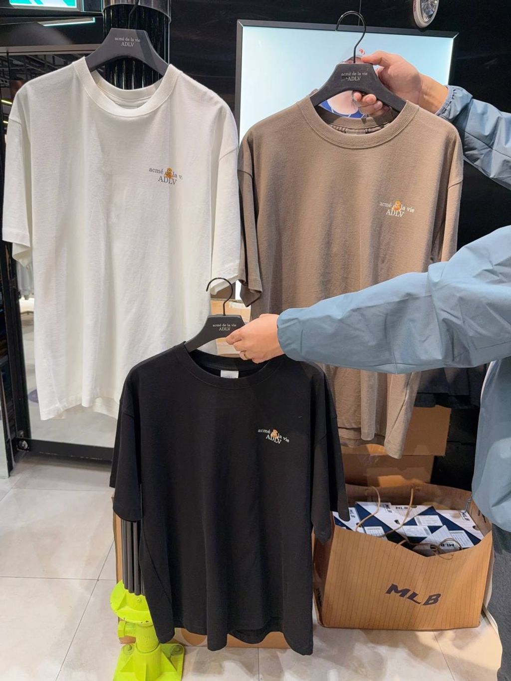 a728c21c-e996-4b8b-a7ef-1b63dcd1507f