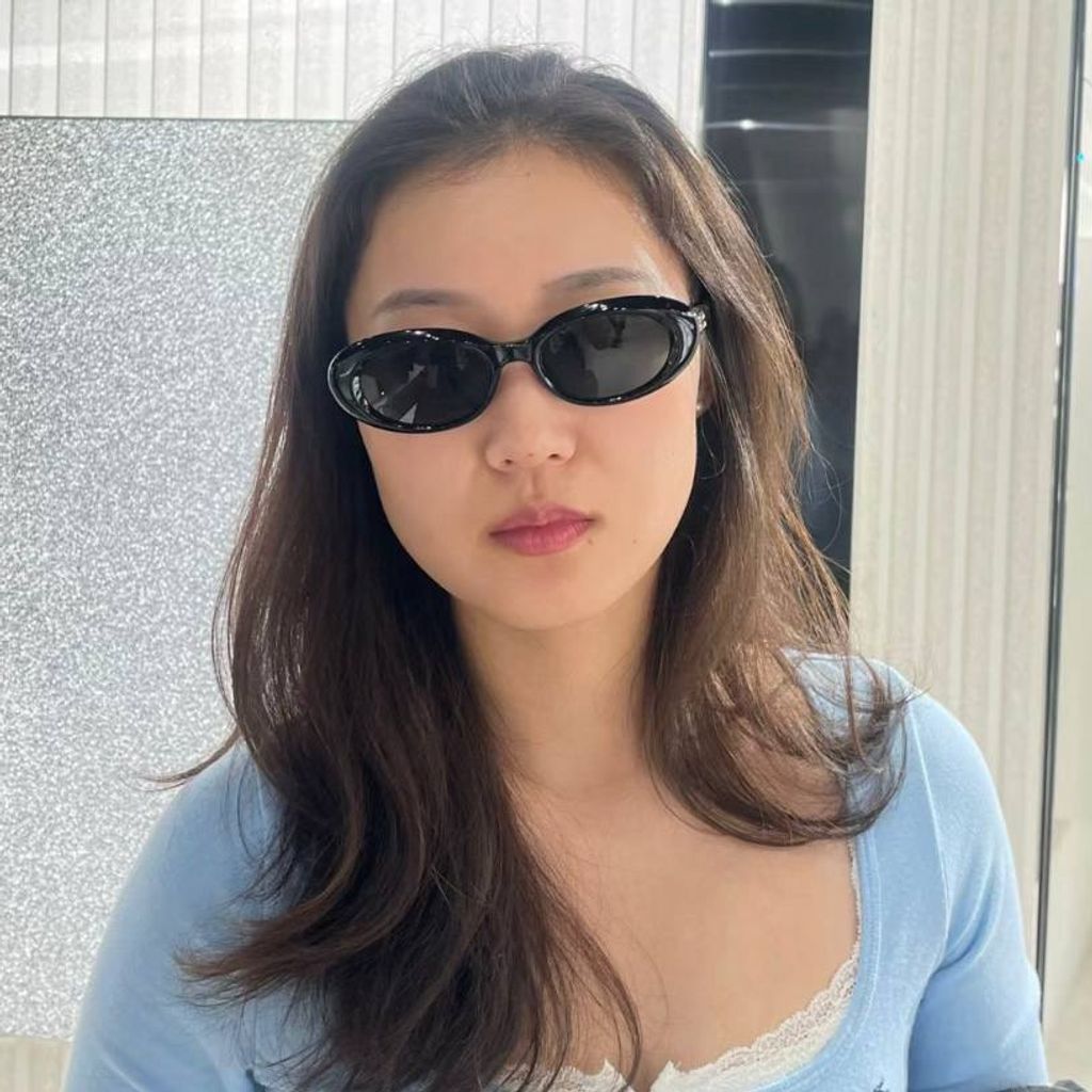 f9b779da-93a1-49ca-b388-af45c2965240