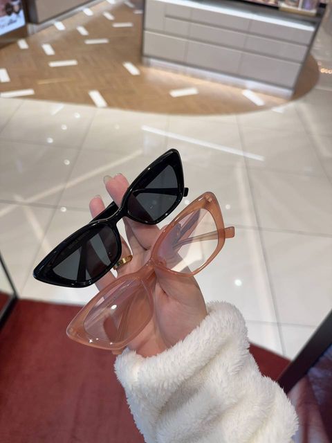 8f4f9cb2-b0dd-4d7f-99a4-fc159637bb2b