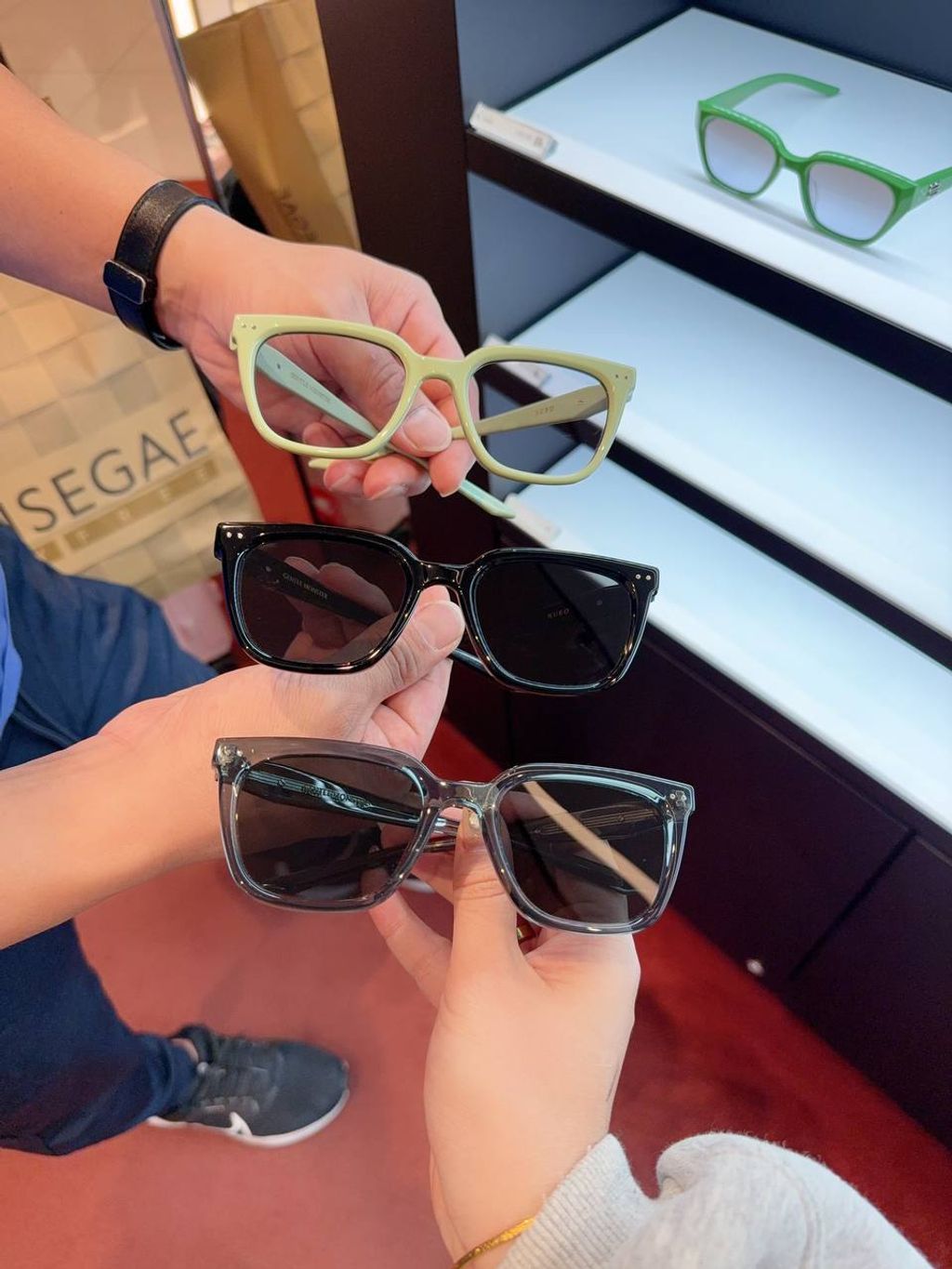 eace6b57-9245-49b9-b62b-57cdcac4a075