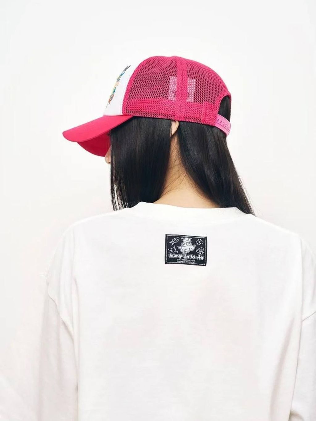 ec94e017-fad5-4f1b-b371-703720e2cec9