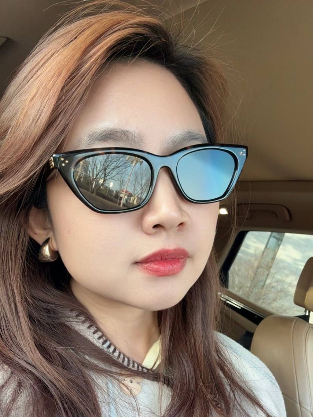 5b092132-421d-4deb-a2cf-3e3ccc8b3daf