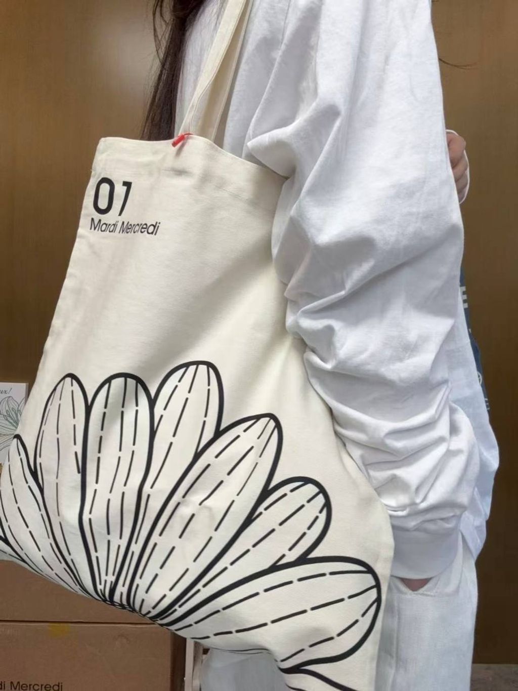 e8e0d4bc-e1d6-45ed-9017-860c2fe0b36a