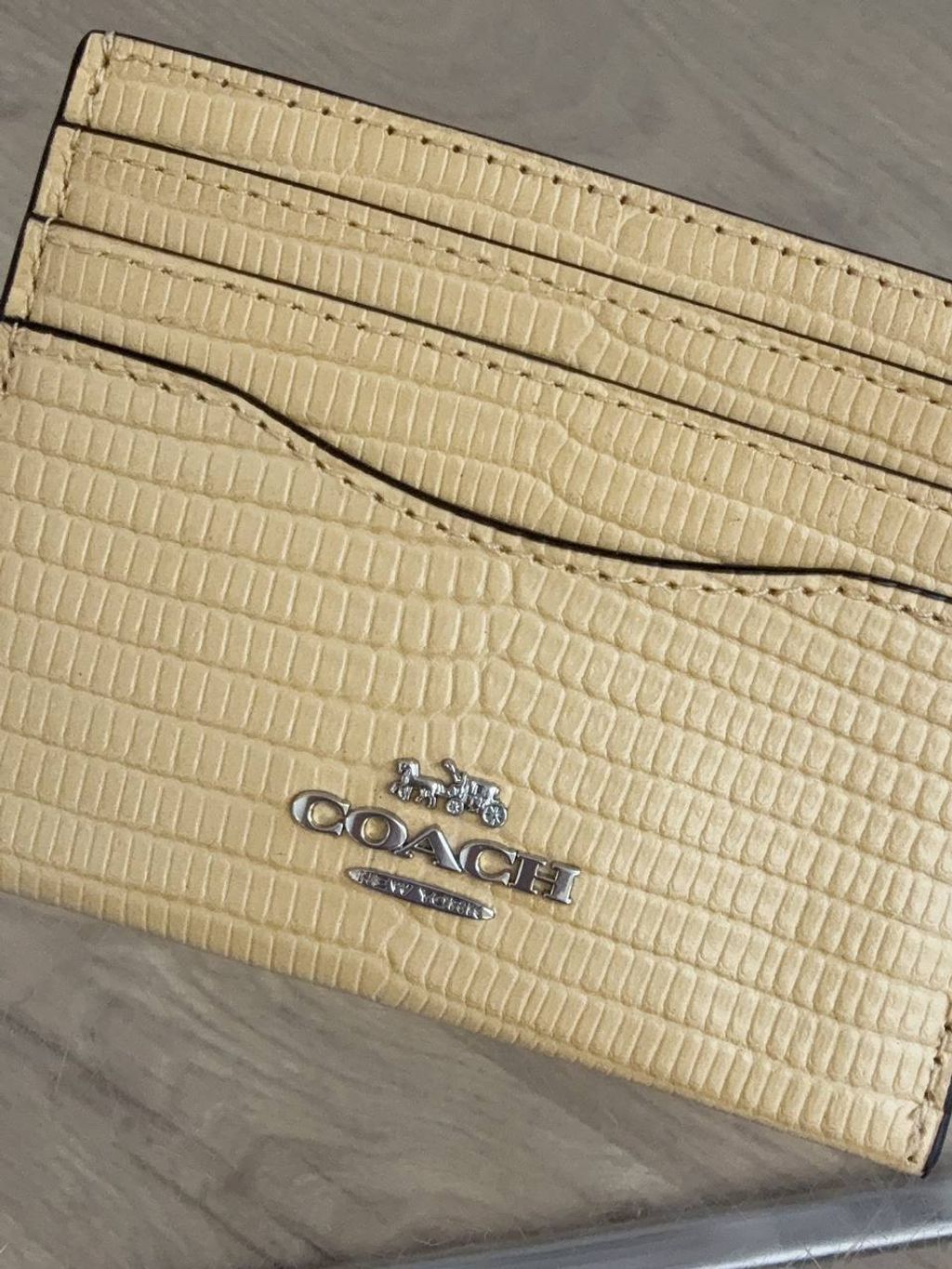 2330ac58-9bbb-439c-9ba4-76d3610a1d83