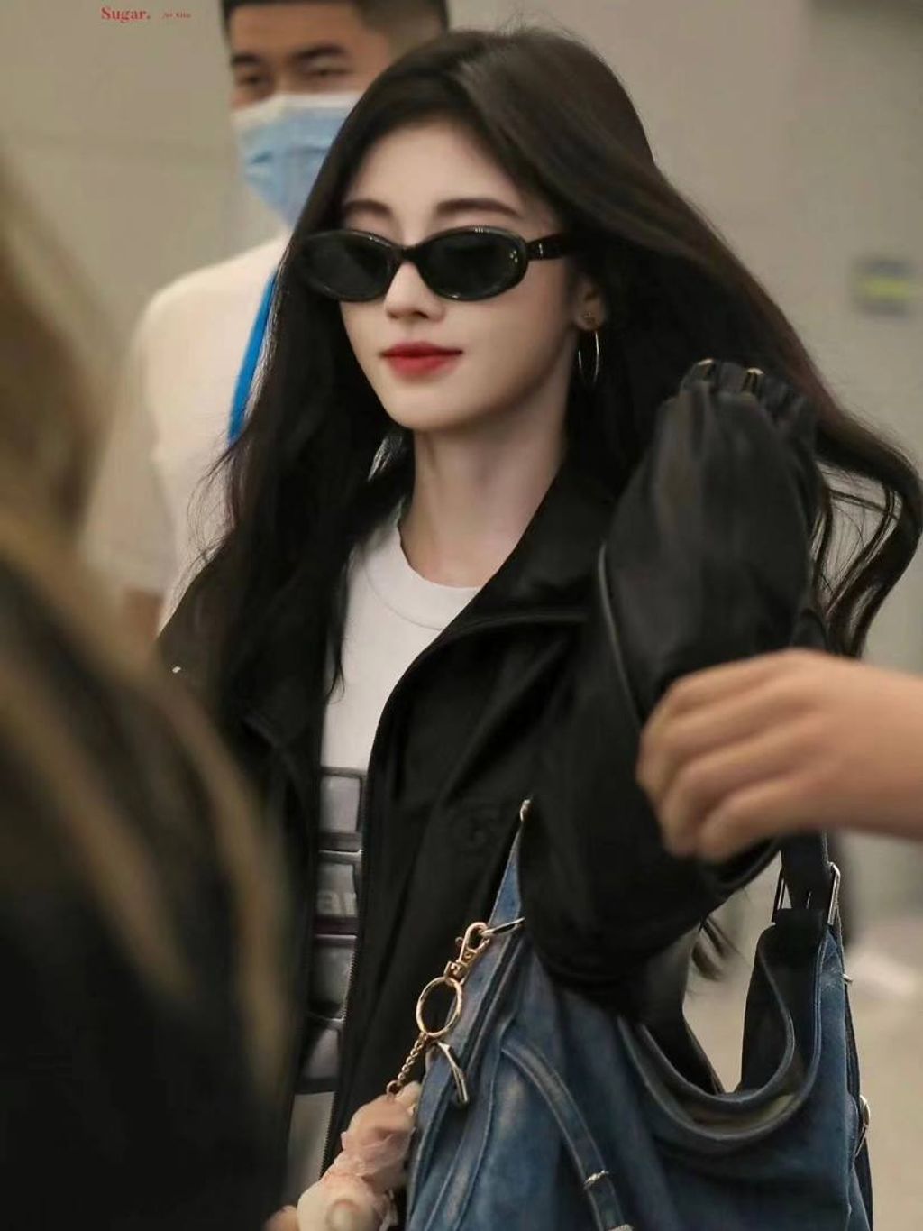 559bc339-8d5a-42db-9be4-31341fd99954