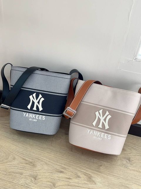 98585790-7bb2-44aa-80eb-6859e66cfc3e