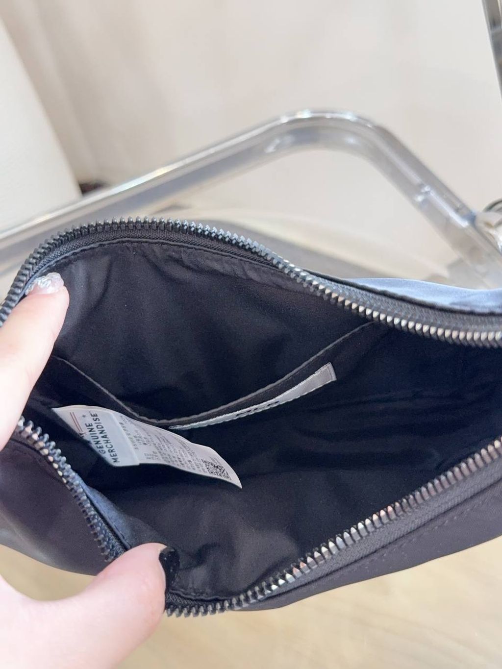 cc903baf-e6e2-4b24-a233-99ec29f40c5c