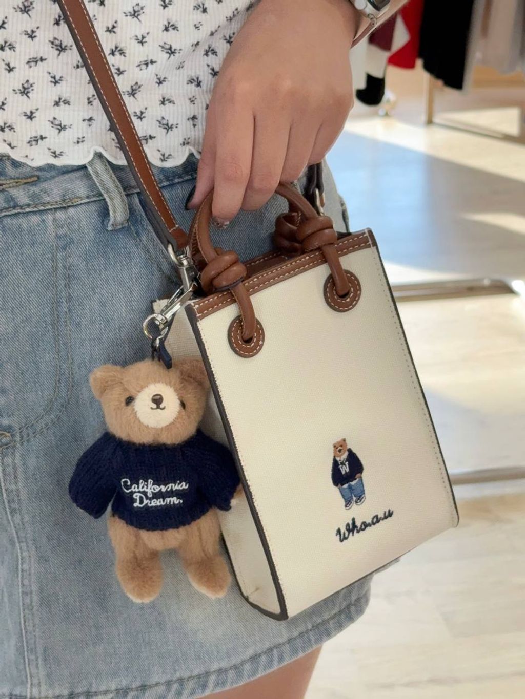 669d9b7a-13c5-4ec6-817a-2df380267f20