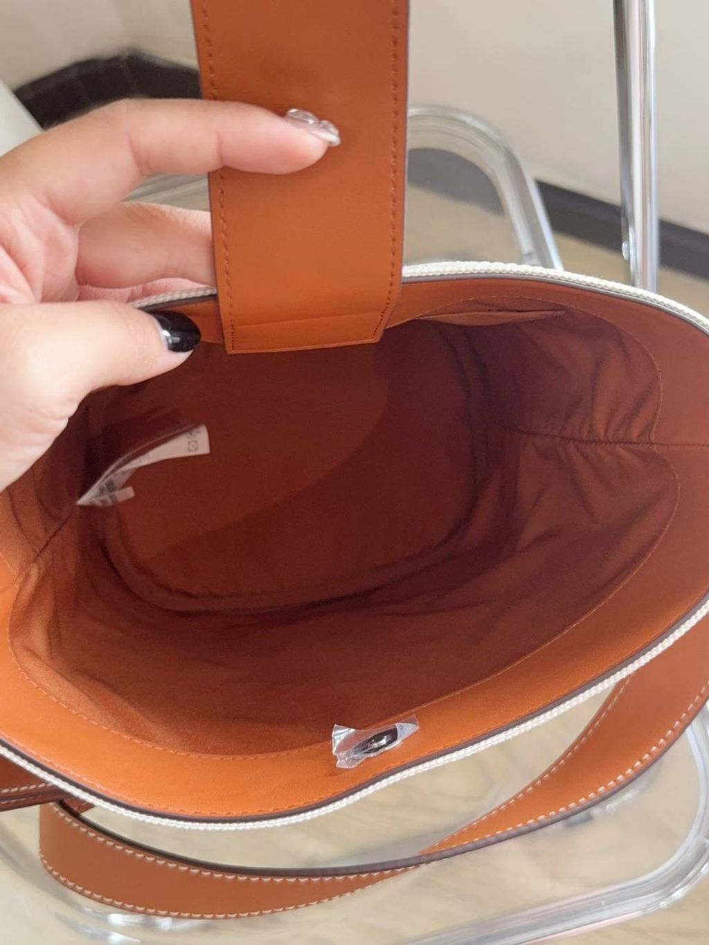 e4a941fd-cc10-4d34-a599-05cf28280297