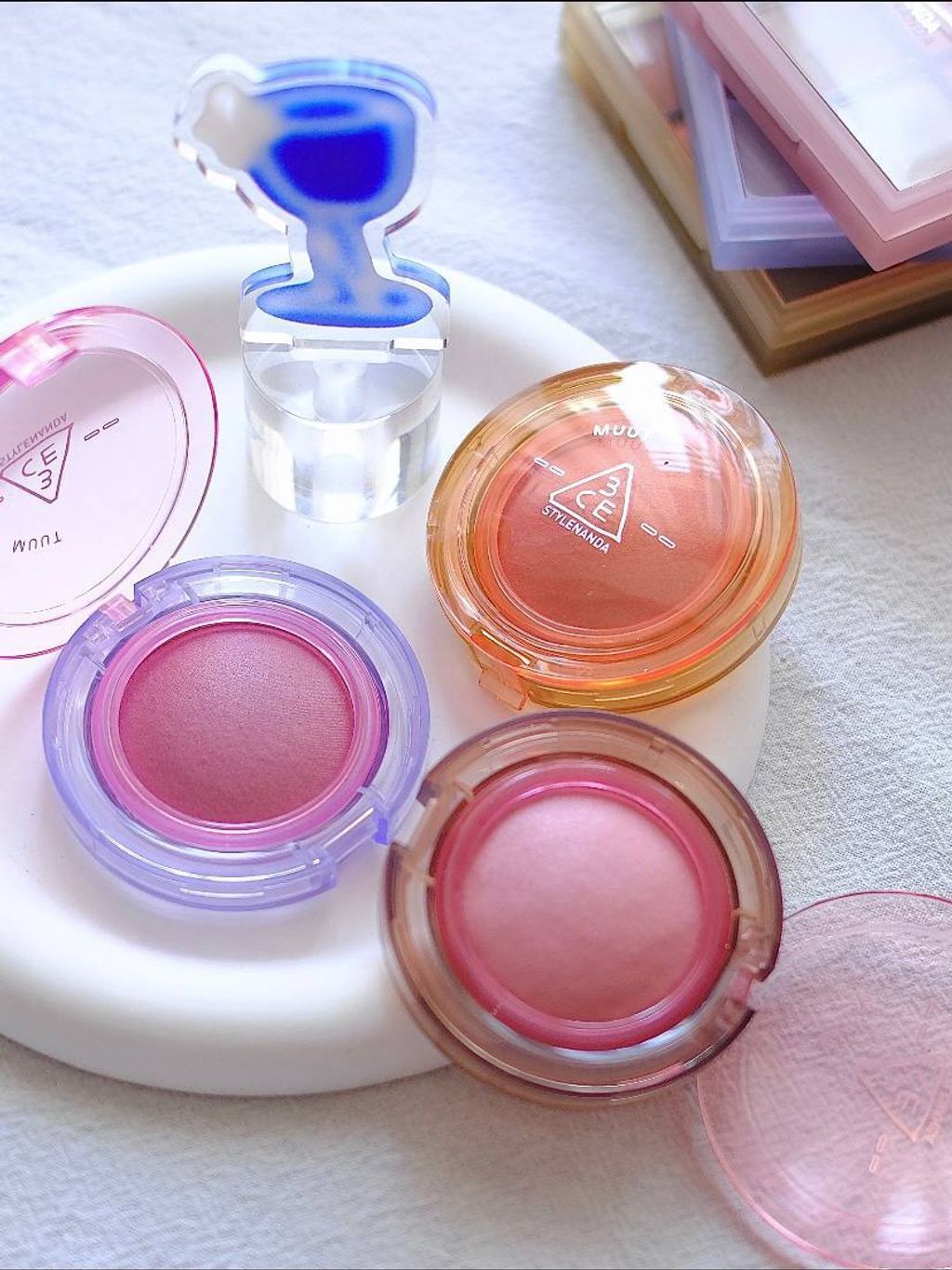 dd5463a4-7578-4cf7-886c-e721a6b41a99