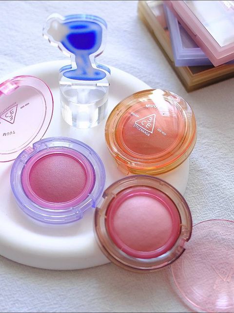 dd5463a4-7578-4cf7-886c-e721a6b41a99