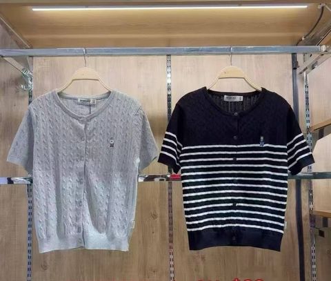 60280487-10cb-4589-95f1-3aa7fe693296