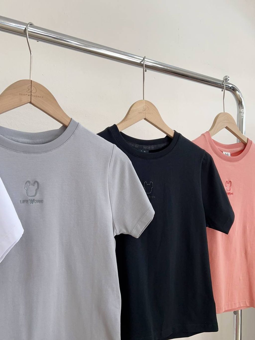 c2893932-0f8b-43d0-a4f1-c8a936b5c9d9