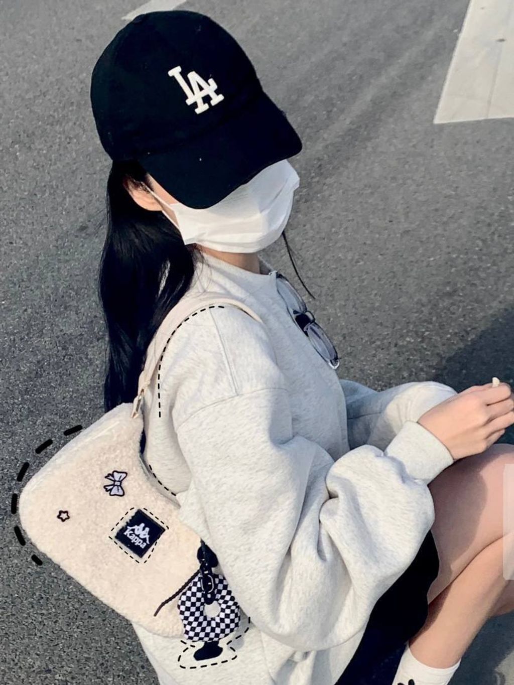 e6193681-de40-4d4e-b68a-2399d99381fc