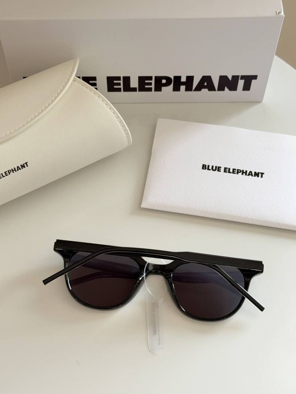 7016f3b8-b37c-411d-af30-1994932fec3f