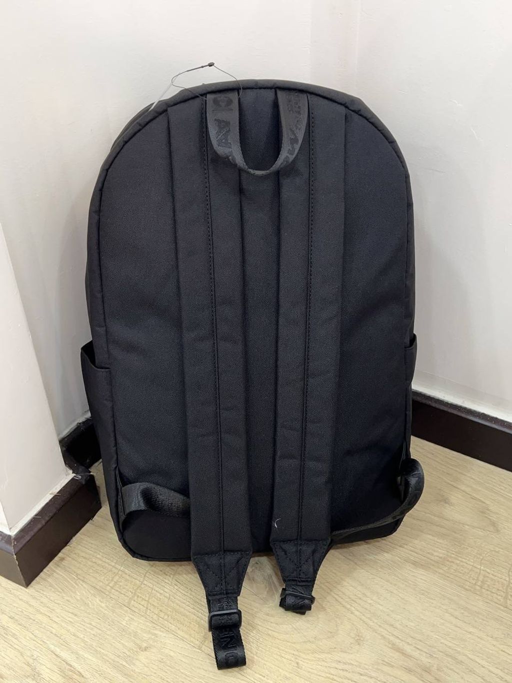 8b6f8389-b76b-43bd-9d41-32707bd9c1b9