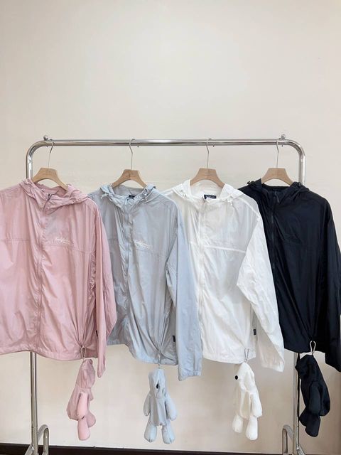 d4c6eda0-70b6-45fb-a8c8-b20703572ac8